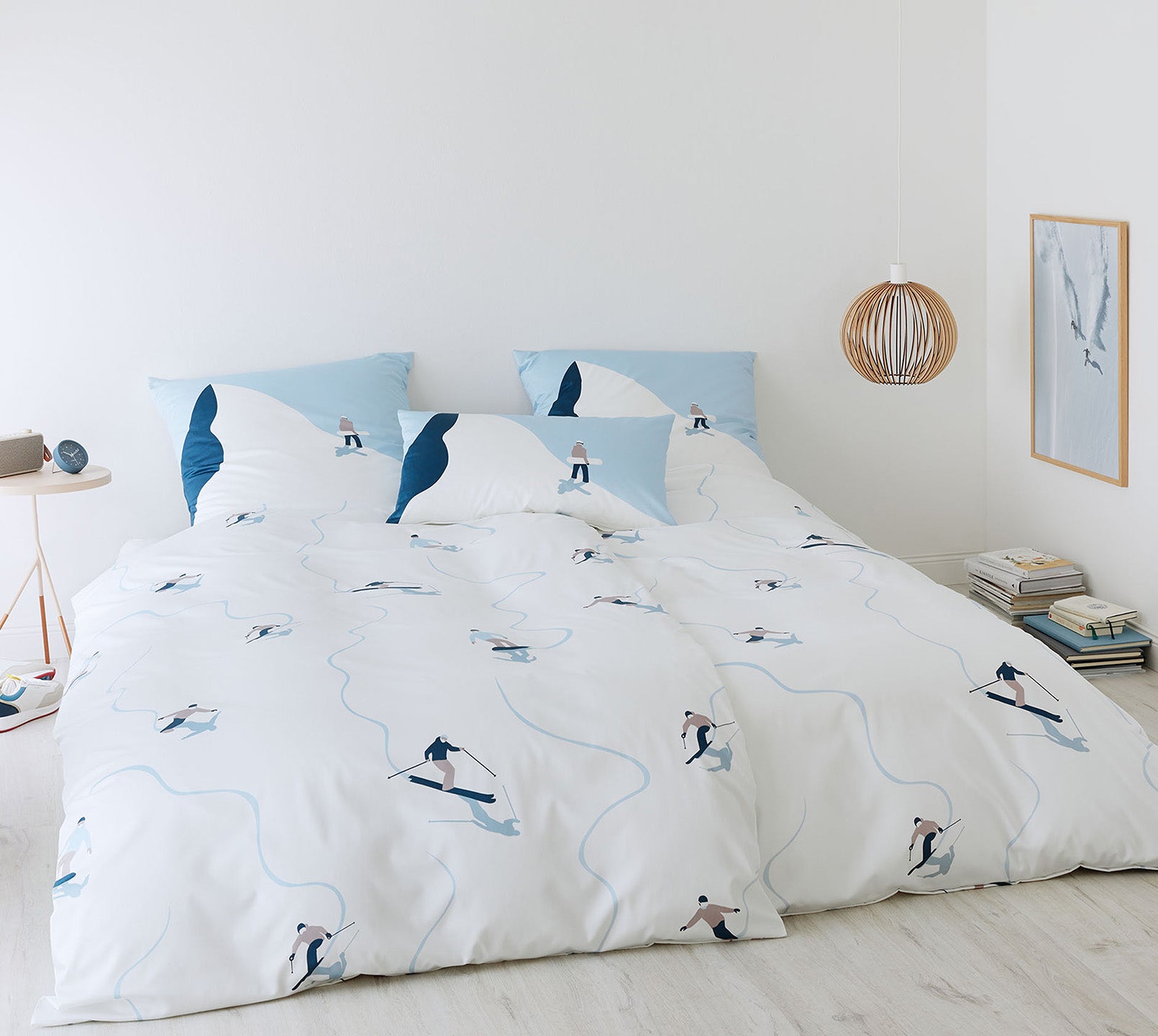 Satin Bettwäsche Joyride Skifahrer Beige Schlafzimmer #farbe_Taupe