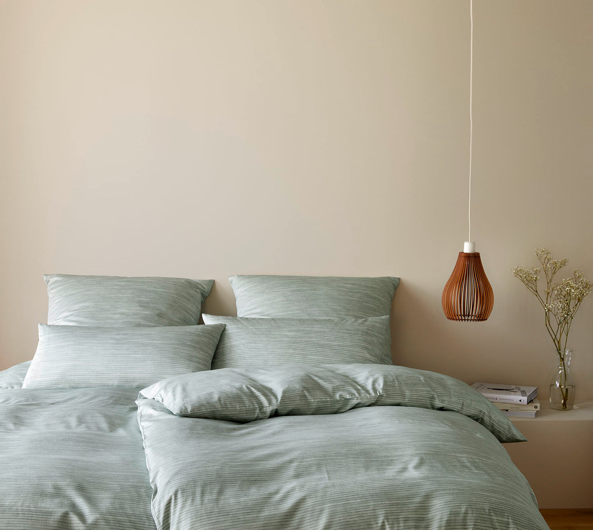 Bambus Satin Bettwäsche Chamber in Grün Streifen Schlafzimmer #farbe_Chamber Grün