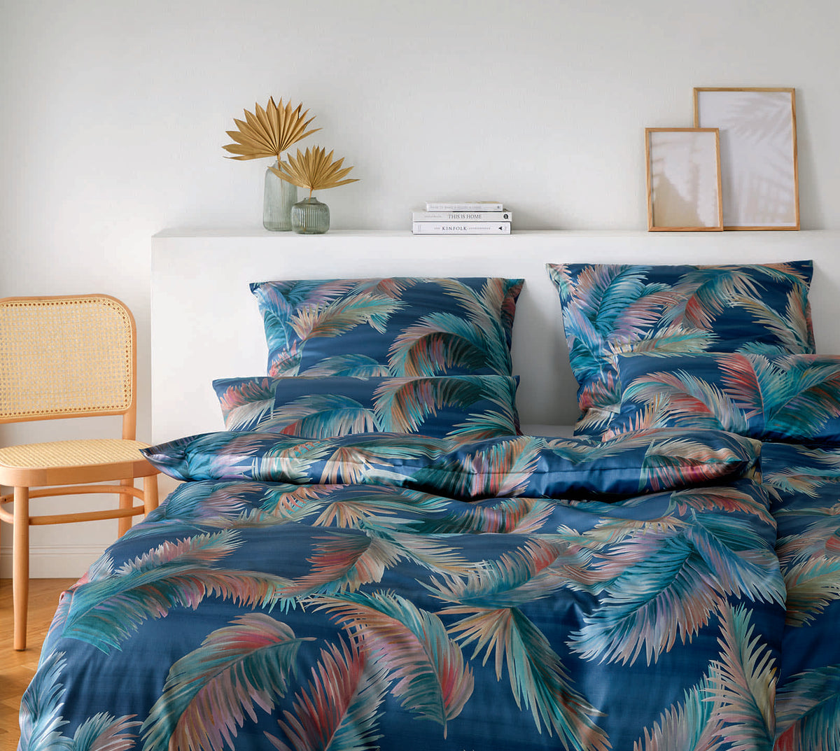 Bambus Satin Bettwäsche Copacabana in Blau Freisteller #farbe_Copacabana Dunkelblau