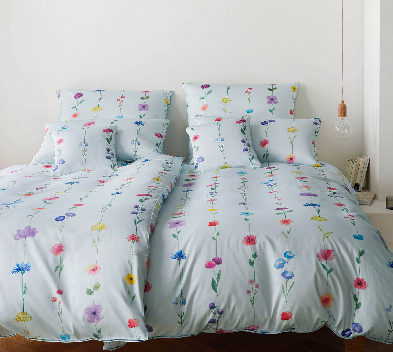 Bambus Satin Bettwäsche Flower Show in Himmelblau Blumenstreifen Schlafzimmer #farbe_Flower Show Himmelblau