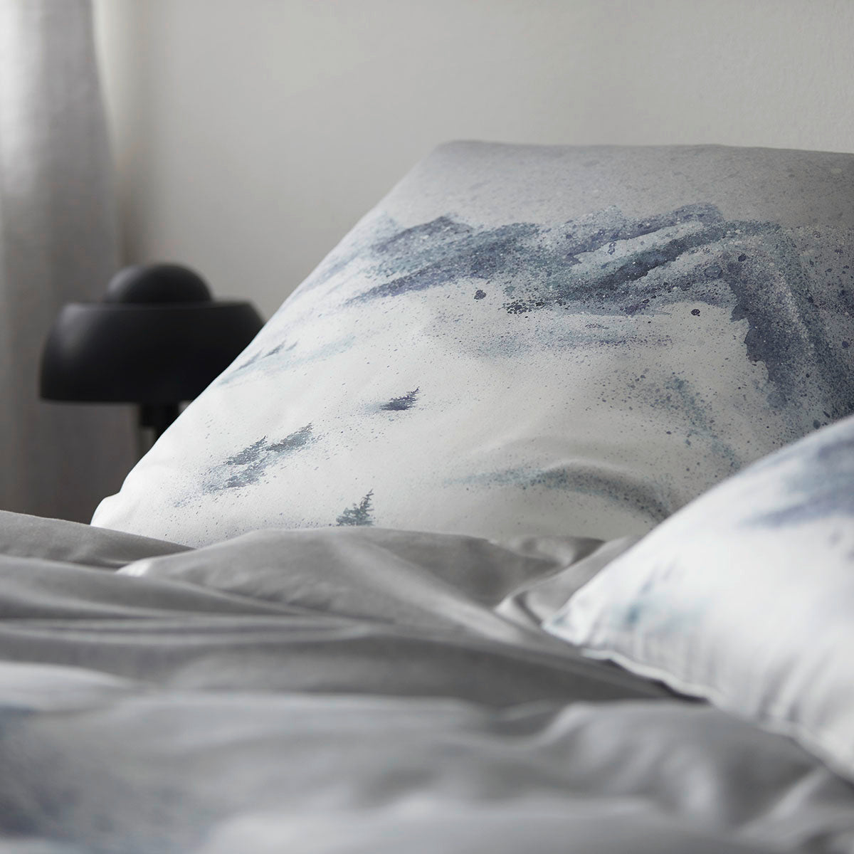 Satin Bettwäsche Wintermotiv Grau Schlafzimmer