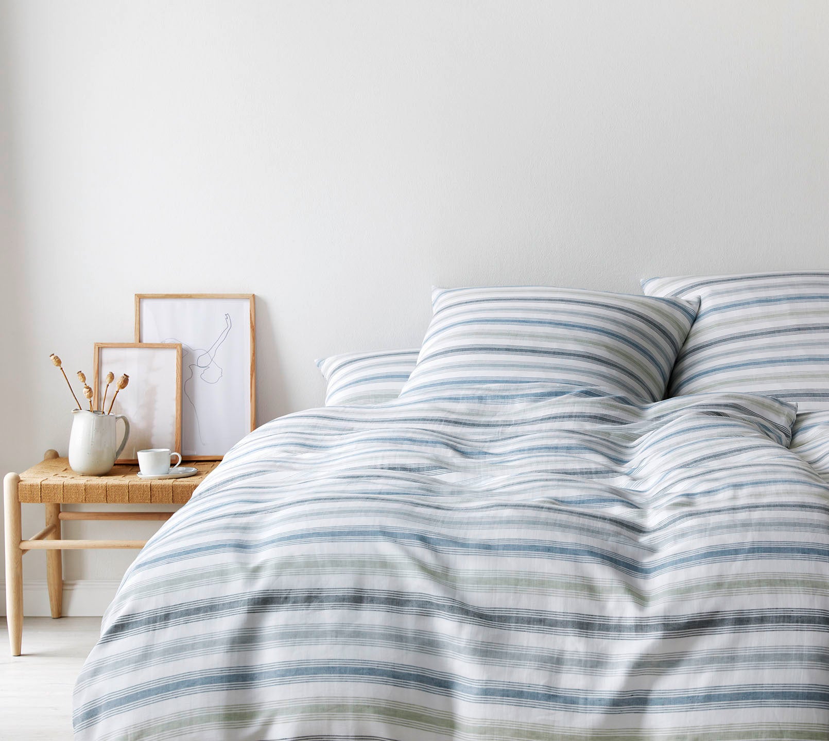Halbleinen Bettwaesche Bliss in Aqua Streifen Schlafzimmer #farbe_Bliss Aqua