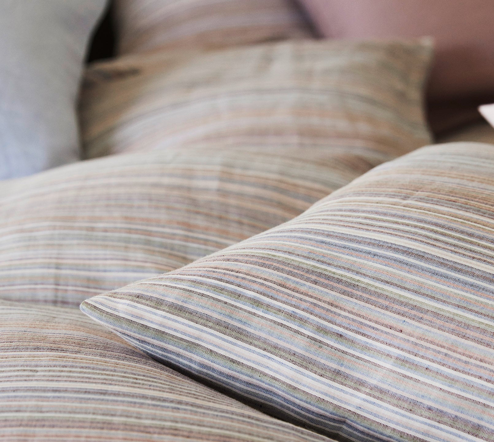Halbleinen Bettwäsche Humble in Flair Streifen Detail #farbe_Flair Multi