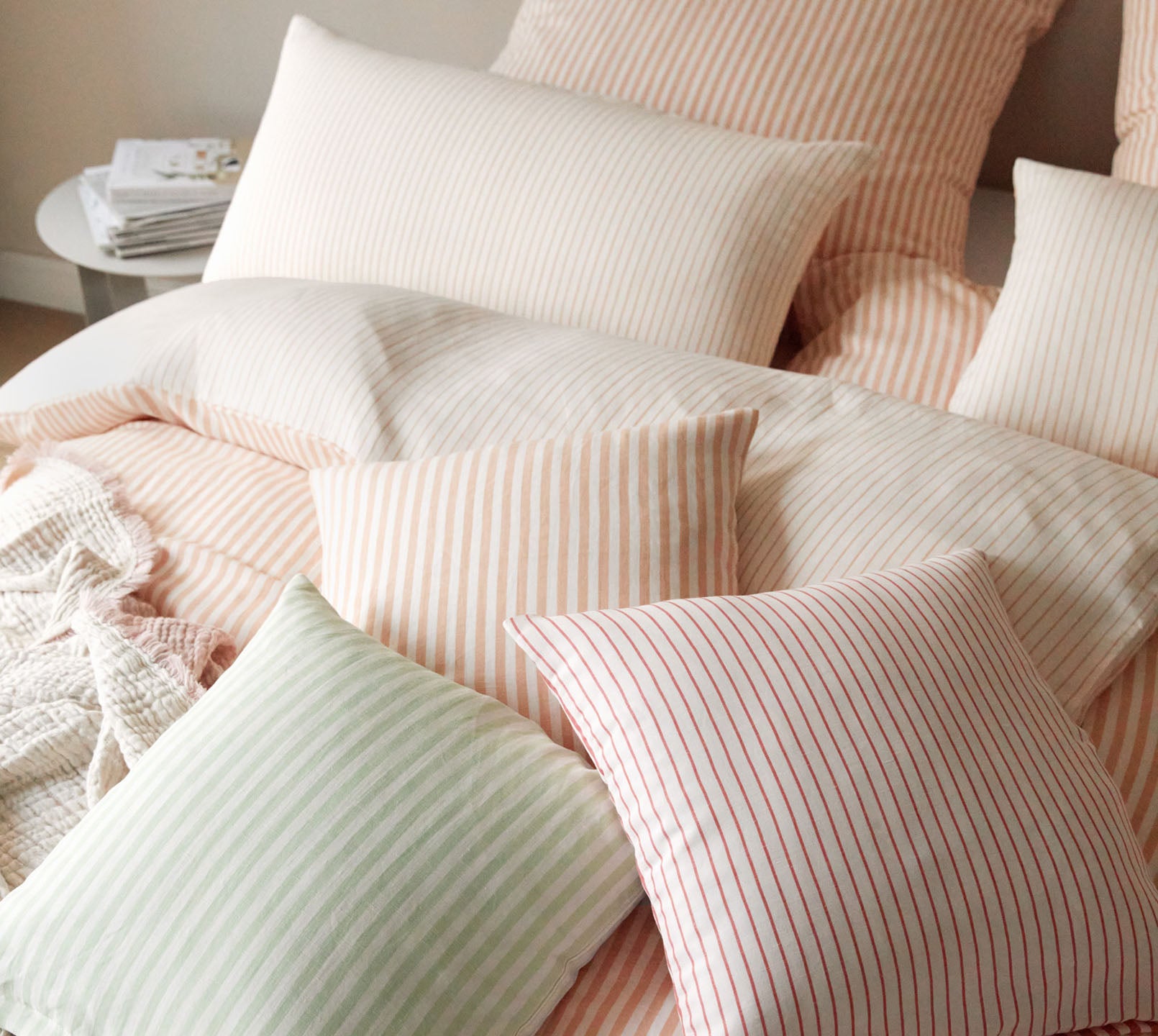 Halbleinen Wende-Bettwäsche Bold Uni Streifen Kissenmix