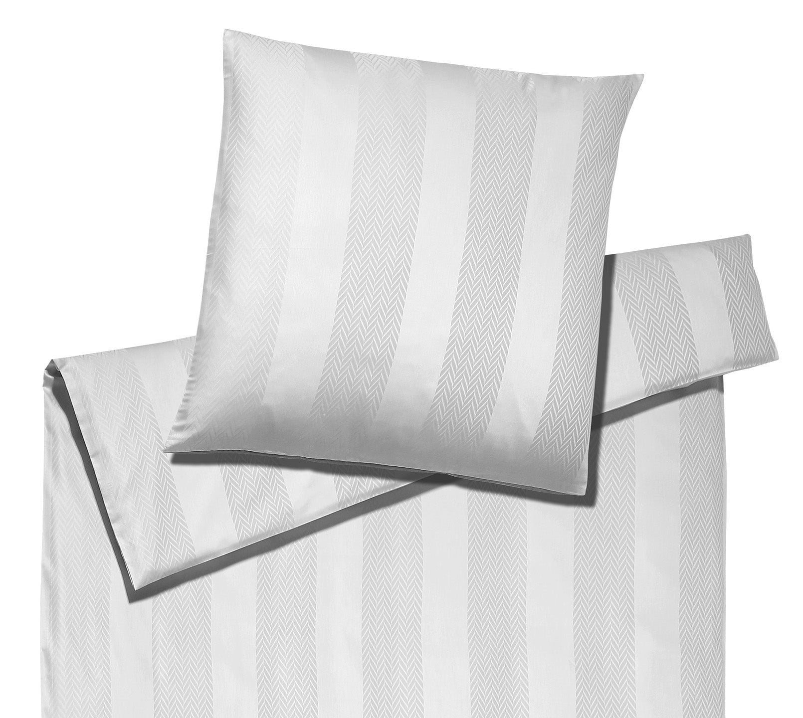 Jacquard Bettwaesche Metropolis in Weiss Fischgratstreifen Freisteller #farbe_Weiß