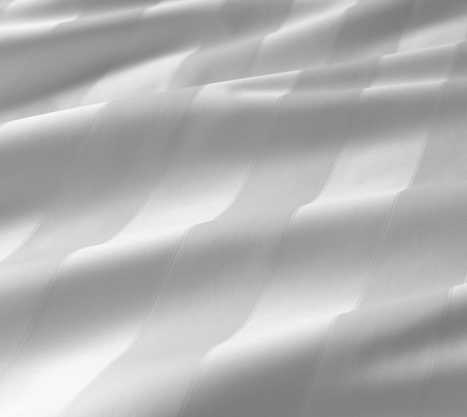 Jacquard Bettwaesche Noblesse in Weiss Streifen Detail #farbe_Weiß