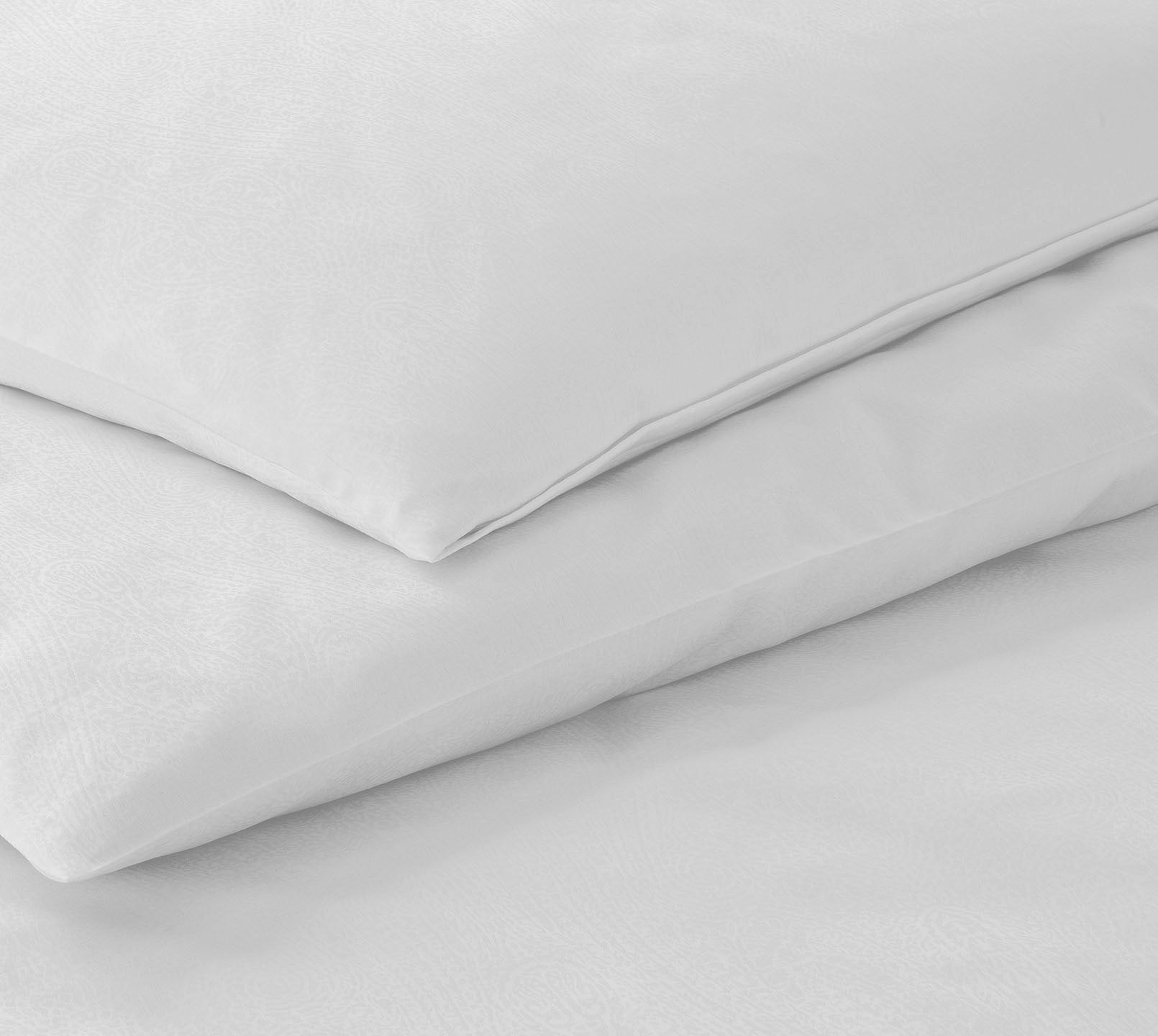 Jacquard Bettwaesche Paisley in Weiss Paisley Freisteller #Farbe_Weiß