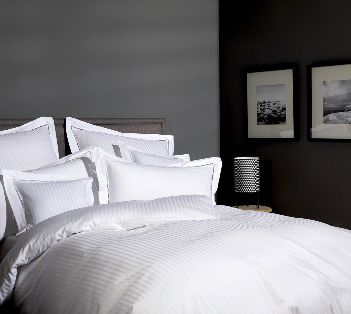 Jacquard Bettwaesche White House in Weiss Streifen Schlafzimmer #farbe_Weiß