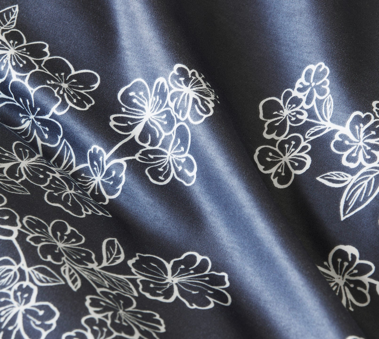 Jersey Bettwäsche Cherry Blossom in Denim-Blue Blüten Material #farbe_Cherry Blossom Denim-Blue