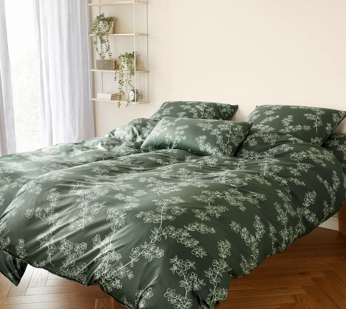 Jersey Bettwäsche Cherry Blossom in Forest-Green Blüten Schlafzimmer #farbe_Cherry Blossom Forest-Green