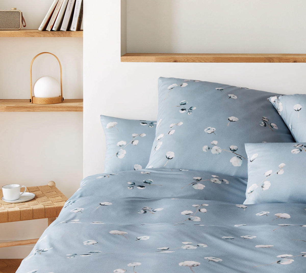 Jersey Bettwäsche Cotton Flower Jersey in Bleu Baumwollblüten Schlafzimmer #farbe_Bleu