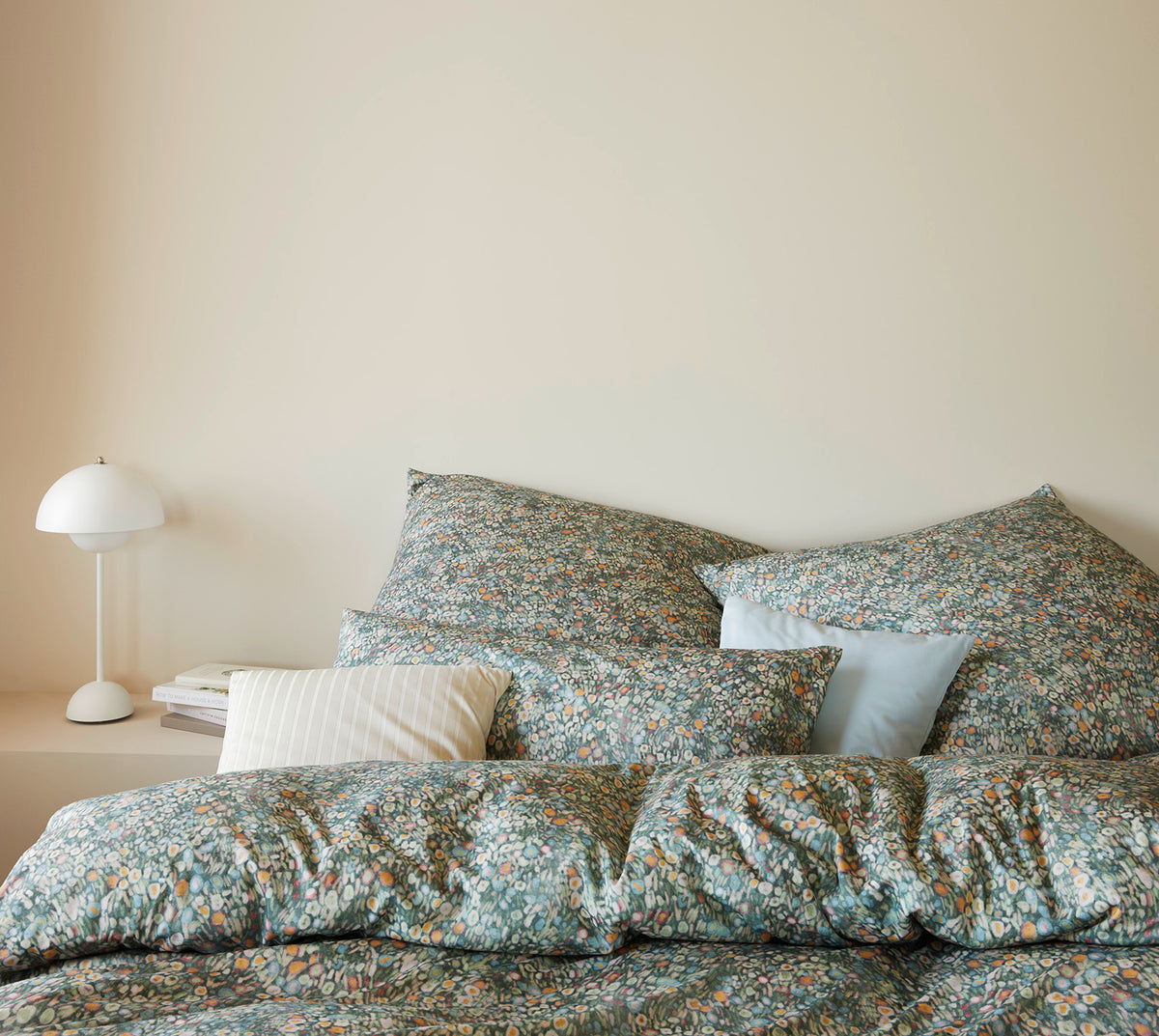 Jersey Bettwäsche Giverny in Seegrün Blüten Schlafzimmer #farbe_Seegrün