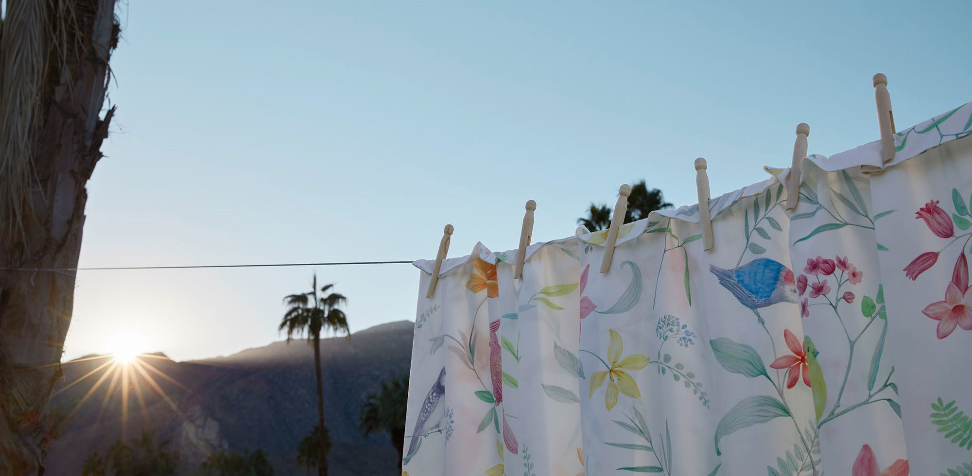 Mako Satin Bettwäsche Spring Birds Vögel Blumen Weiß Wäscheleine