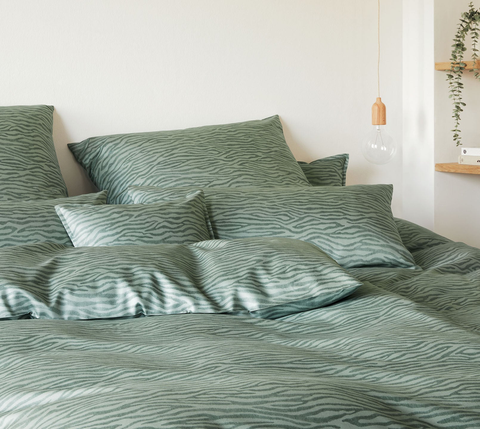 Satin Bettwäsche Etosha in Olivgrün Schlafzimmer #farbe_Olivgrün