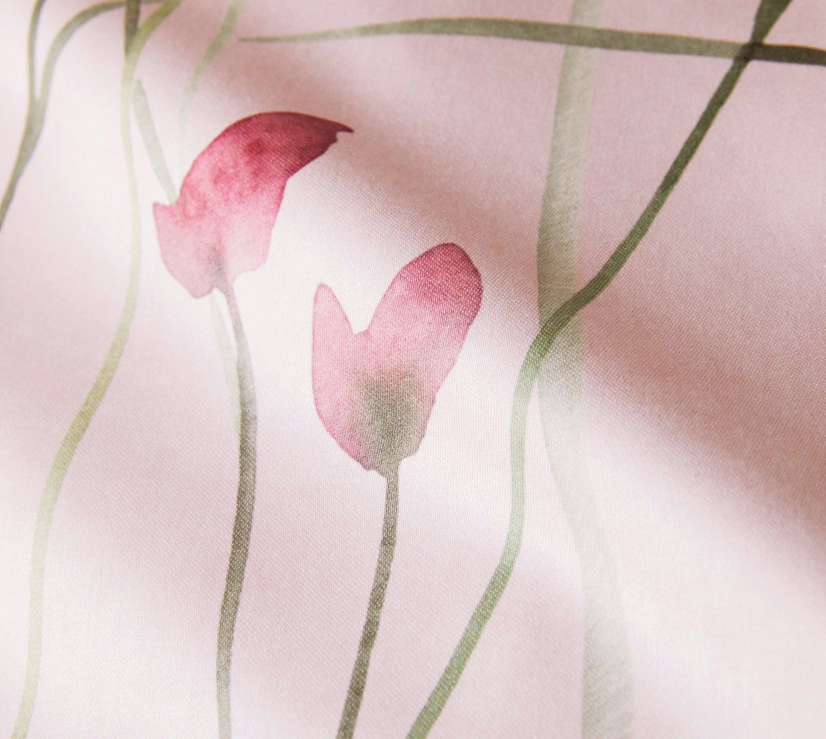 Satin Bettwäsche Highlife in Rose Blumenwiese Material #farbe_Highlife Rose