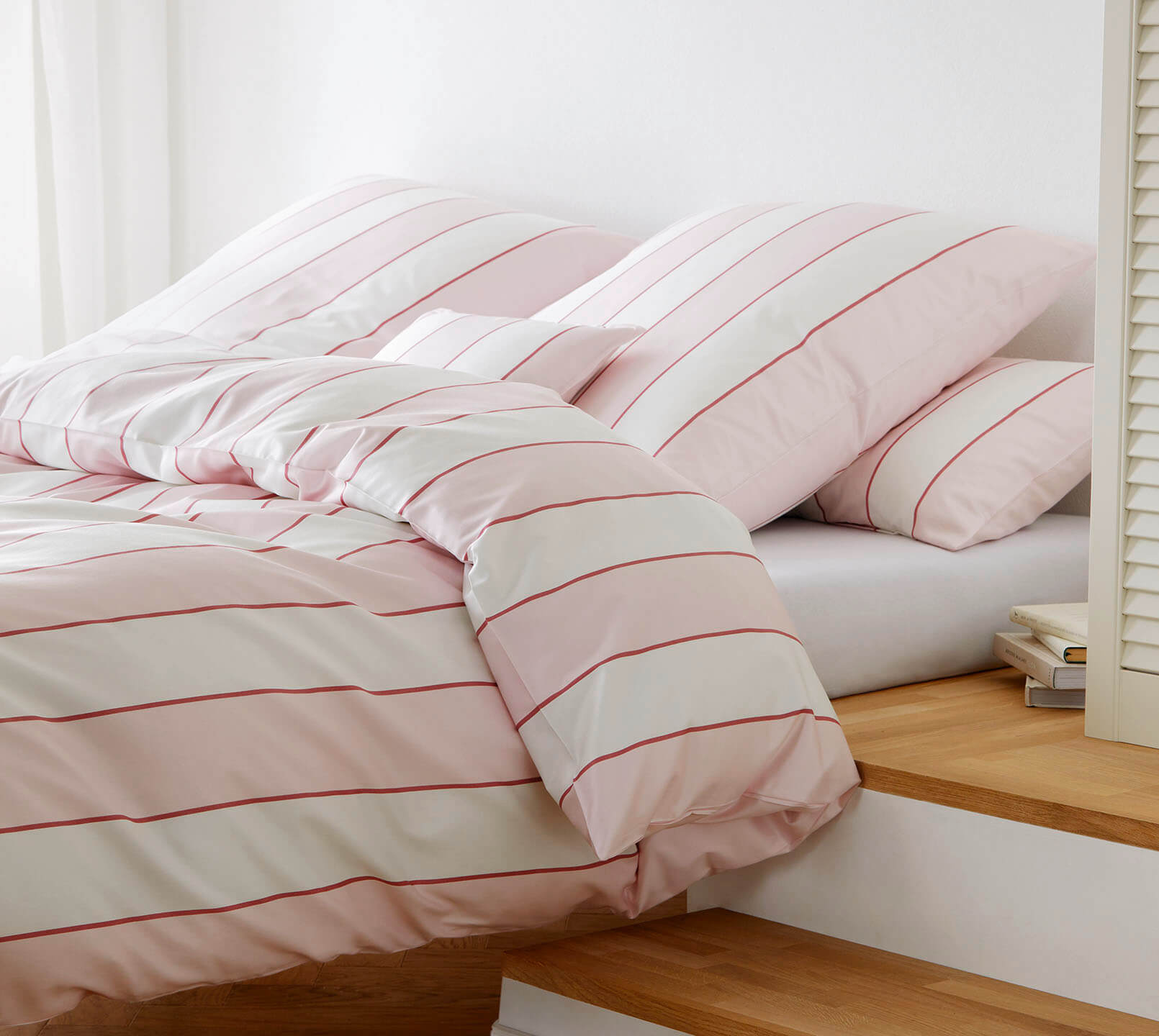 Satin Bettwäsche Levens in Himbeerrosa Streifen Detail #farbe_Levens Himbeerrosa