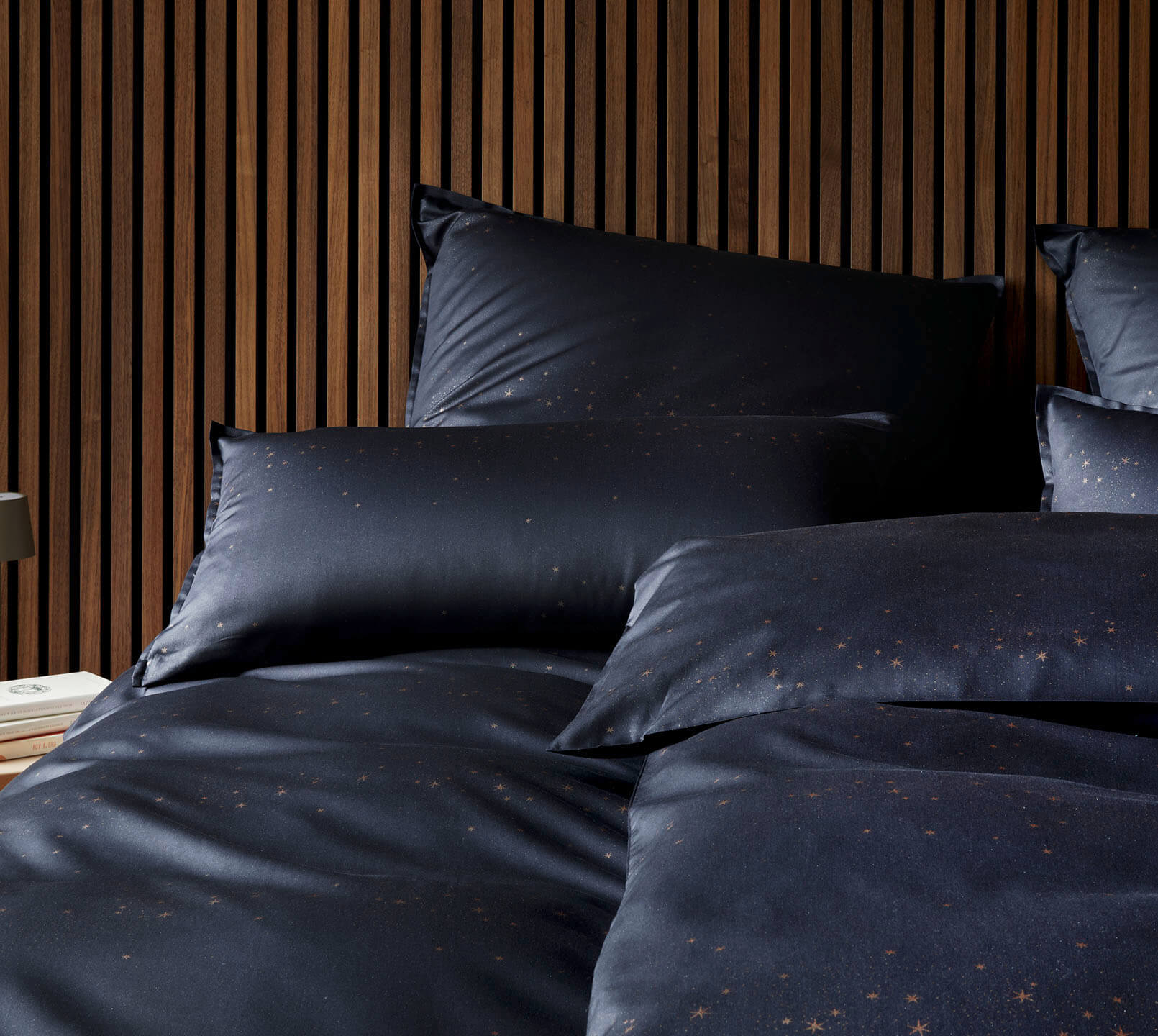 Satin Bettwäsche Milkyway in Nachtblau Sterne Schlafzimmer #farbe_Milkyway Nachtblau