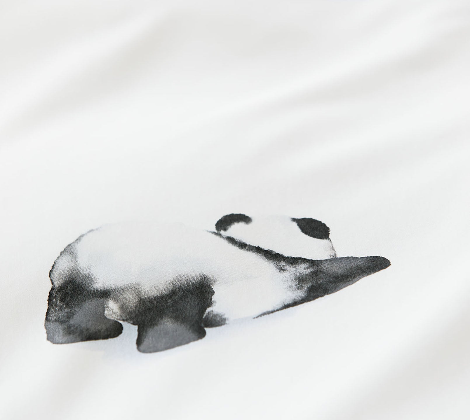 Satin Bettwäsche Panda Bear in Weiß Pandabär Detail 3 #farbe_Panda Bear Weiß
