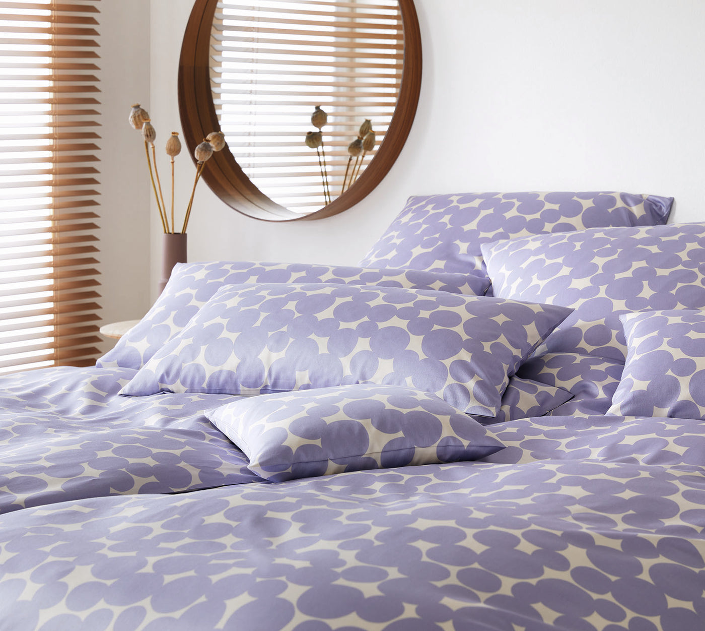 Satin Bettwäsche Pebbles in Flieder Kreise Schlafzimmer #farbe_Pebbles Flieder