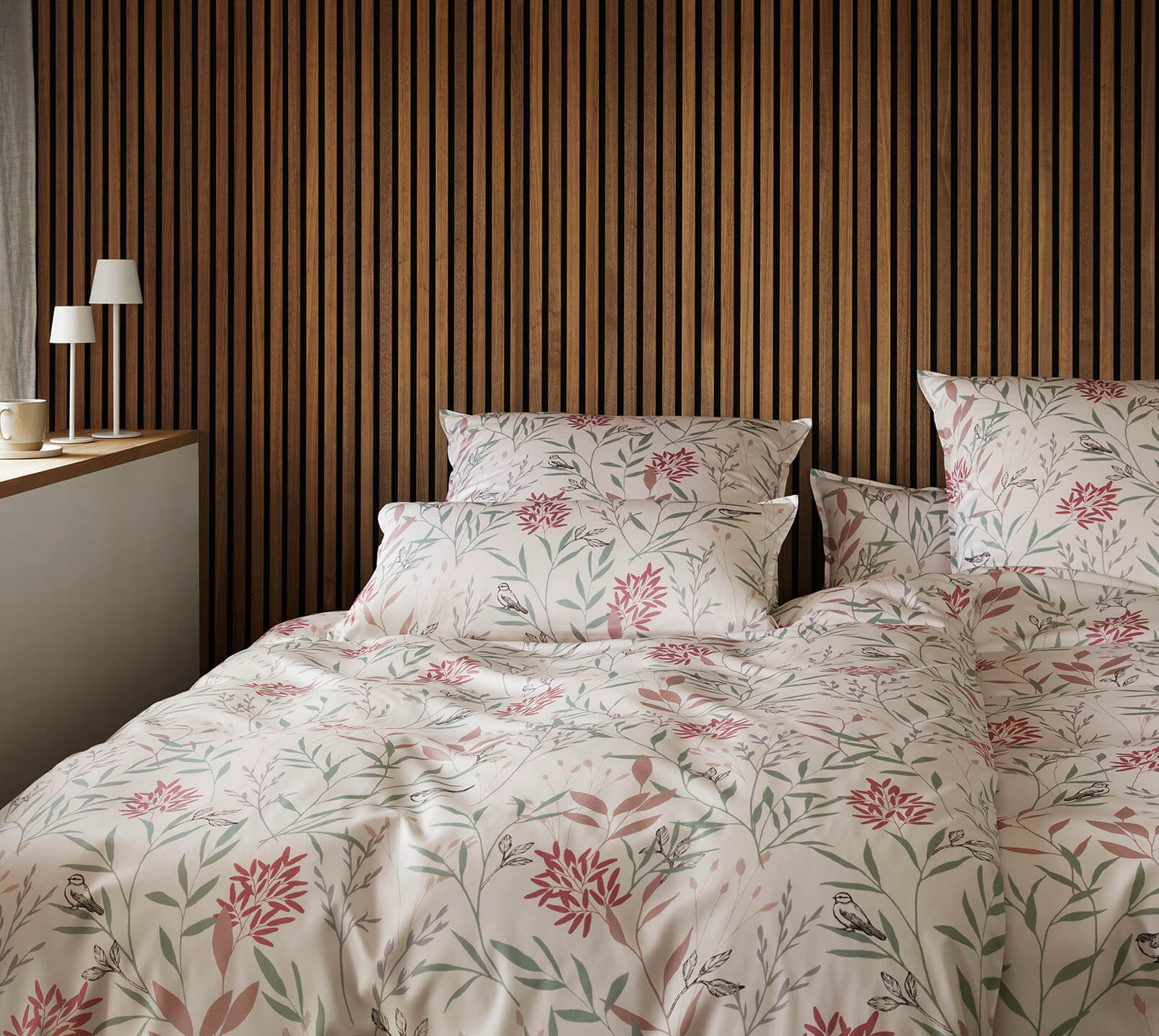 Satin Bettwäsche Sektch Allover in Wollweiß Pflanzen-Tiermotive Schlafzimmer #farbe_Sketch Allover Offwhite