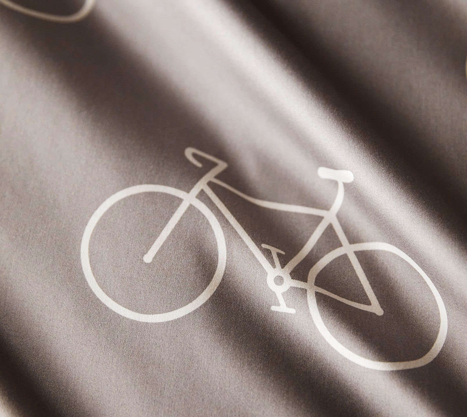 Satin Wende Bettwäsche Velo in Taupe Fahrrad Material #farbe_Velo Taupe