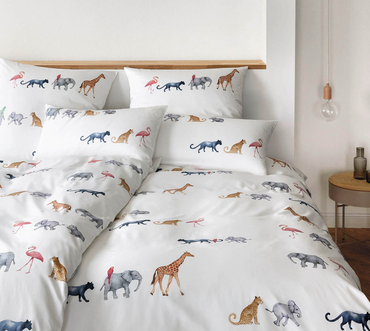 Seiden Satin Bettwäsche Parade in Weiß Tiermotive Schlafzimmer #farbe_Parade Weiß