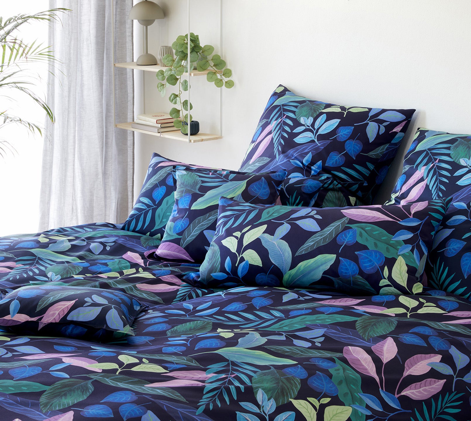 Seiden Satin Bettwäsche Phantasy in Türkis-Grün Blätter Schlafzimmer #farbe_Türkis-Grün