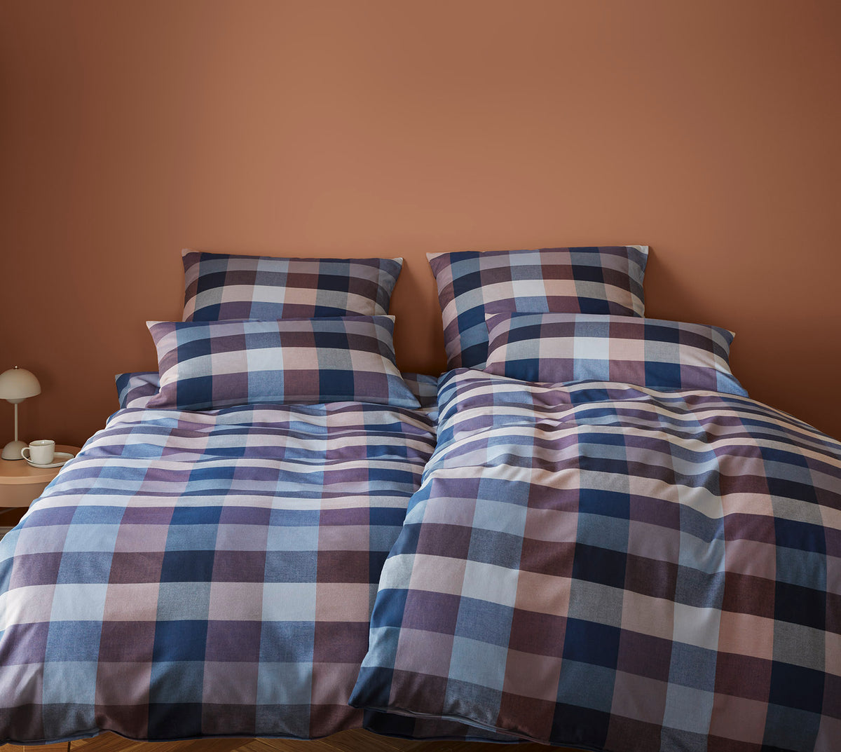 Softflanell Bettwäsche Hamilton in Mauve-Blau Karo Schlafzimmer #farbe_Hamilton Mauve-Blau