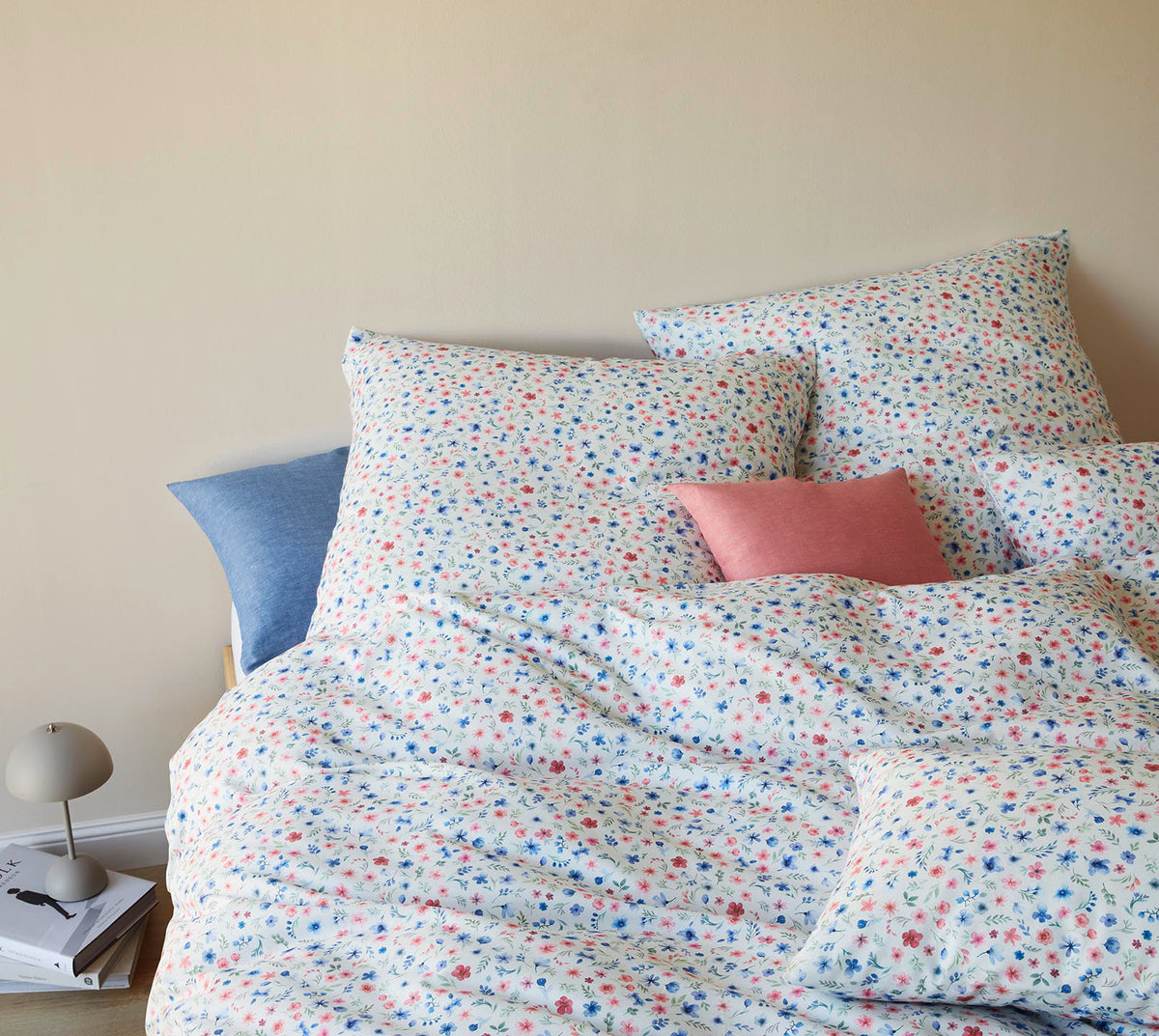 Softflanell Bettwäsche Holly in Hellgrün Blüten Schlafzimmer #farbe_Holly Hellgrün