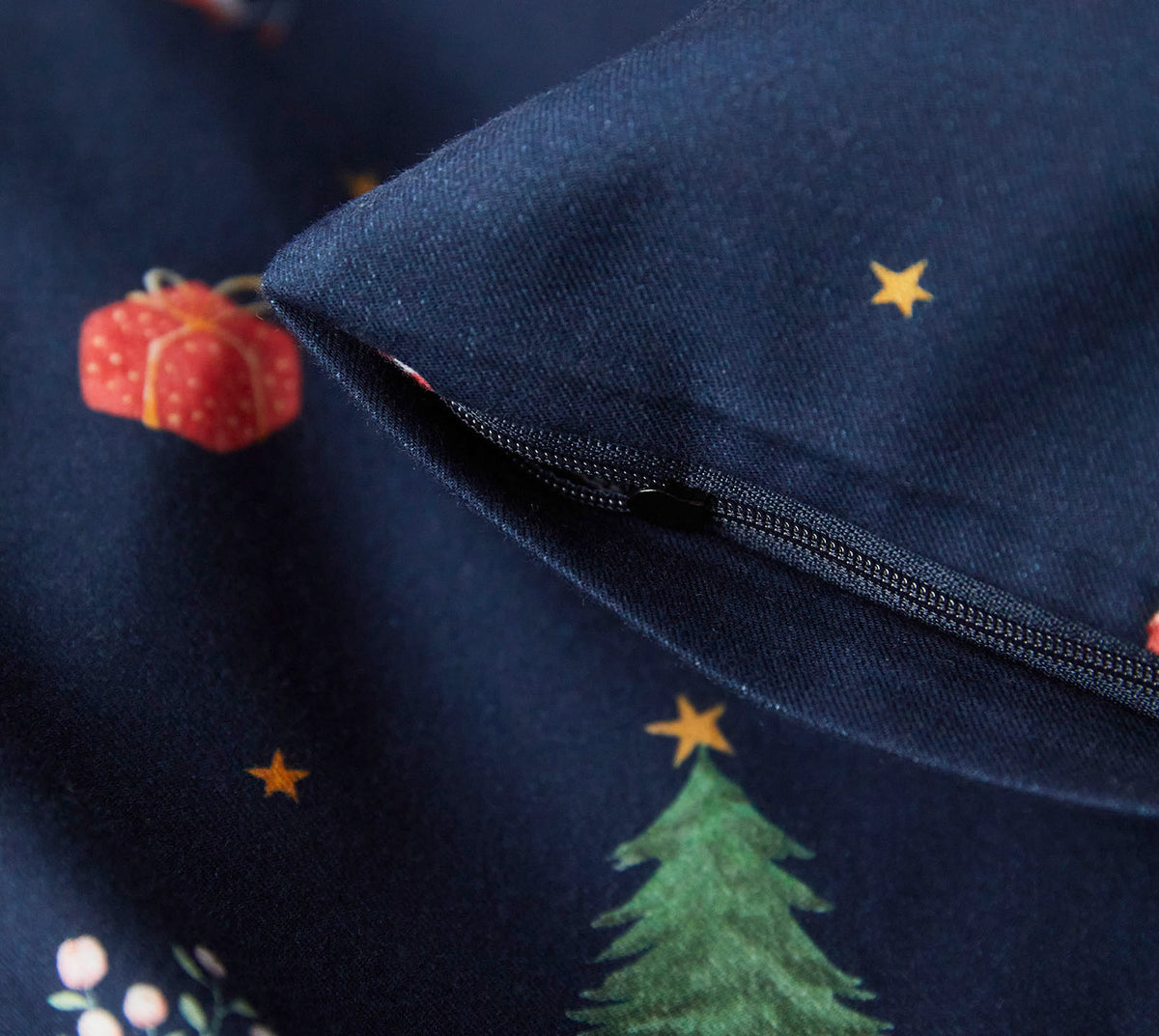 Softflanell Bettwäsche Joyful in Dunkelblau Weihnachtsmotive Reißverschluss #farbe_Joyful Dunkelblau