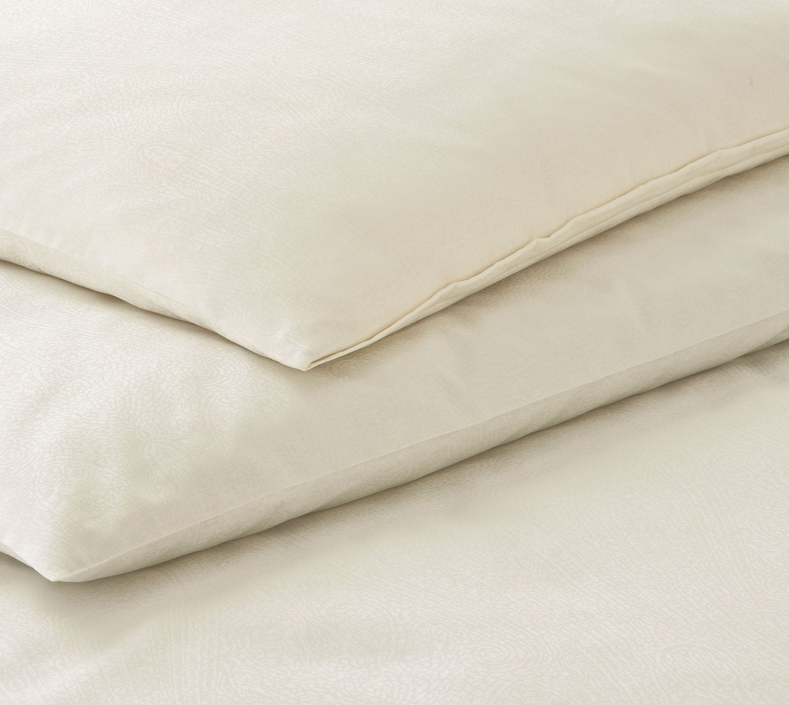 Jacquard Bettwaesche Paisley in Creme Paisley Freisteller #farbe_Creme