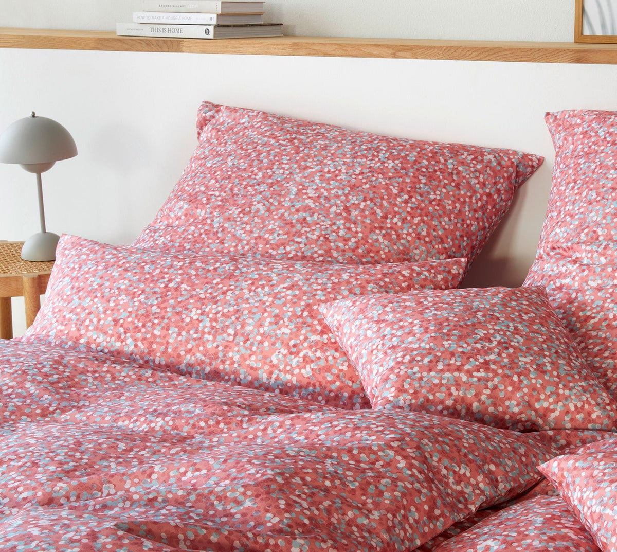 Mako Batist Bettwaesche Little Dots in Papaya Rot Punkte Schlafzimmer #farbe_Papaya Rot #farbe_Papaya Rot