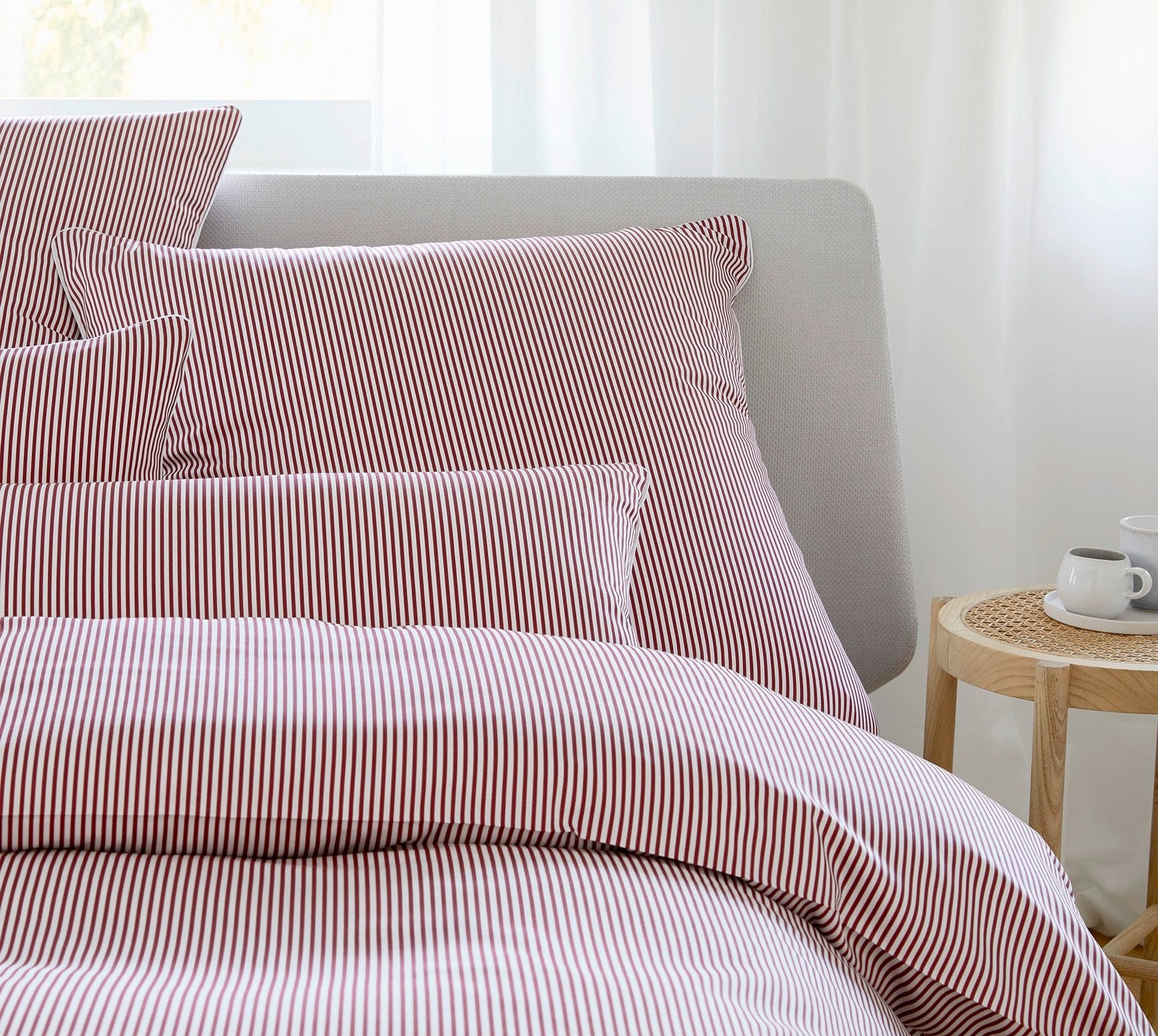 Satin Bettwäsche Hamburger Streifen in Bordeaux Streifen Schlafzimmer #farbe_Hamburger Streifen Bordeaux