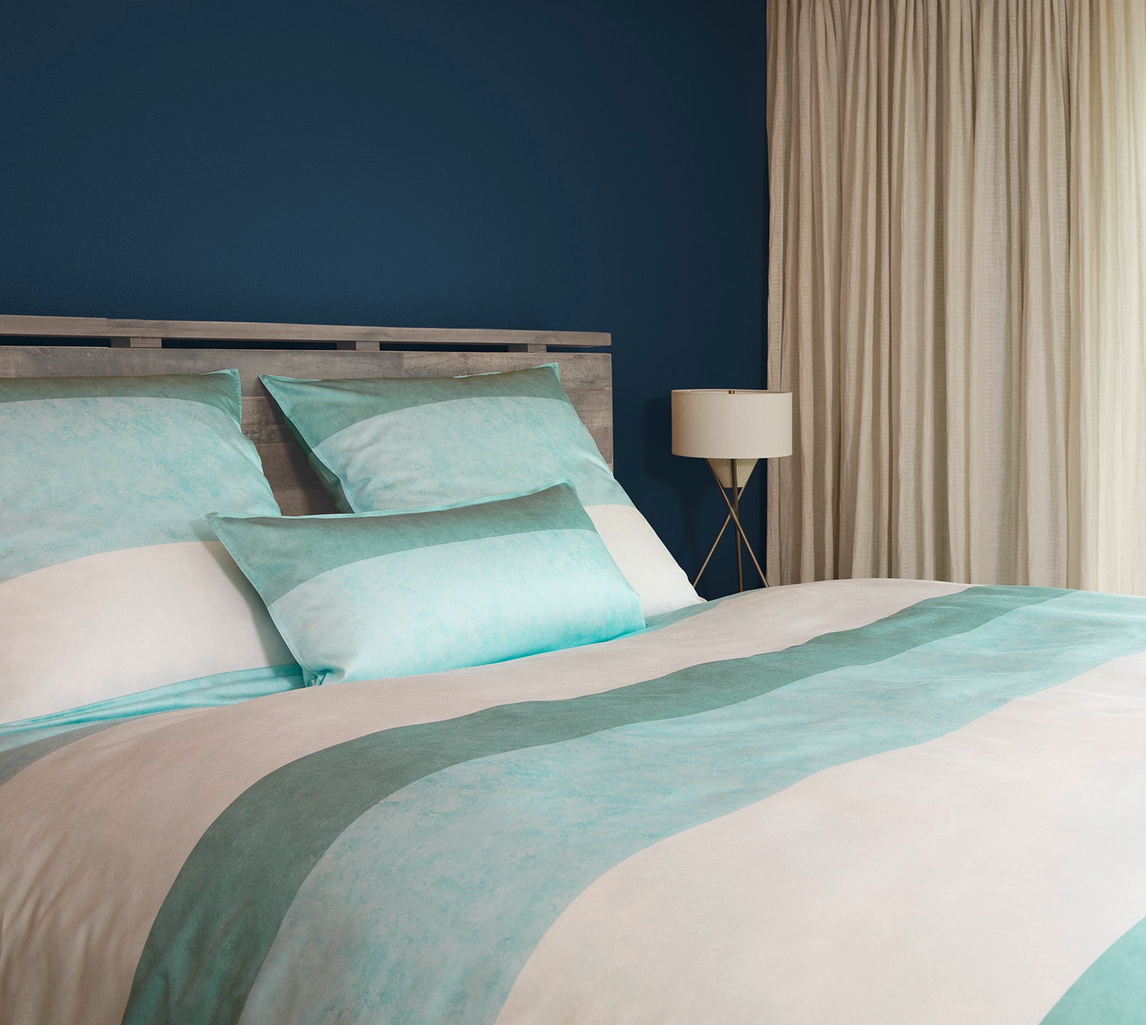 Satin Bettwäsche Riverside Aqua Streifen Schlafzimmer #farbe_Aqua