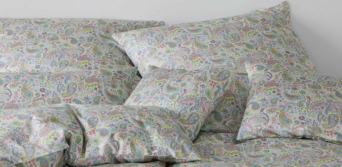 Satin Bettwäsche Fortune Paisley Bunt Schlafzimmer