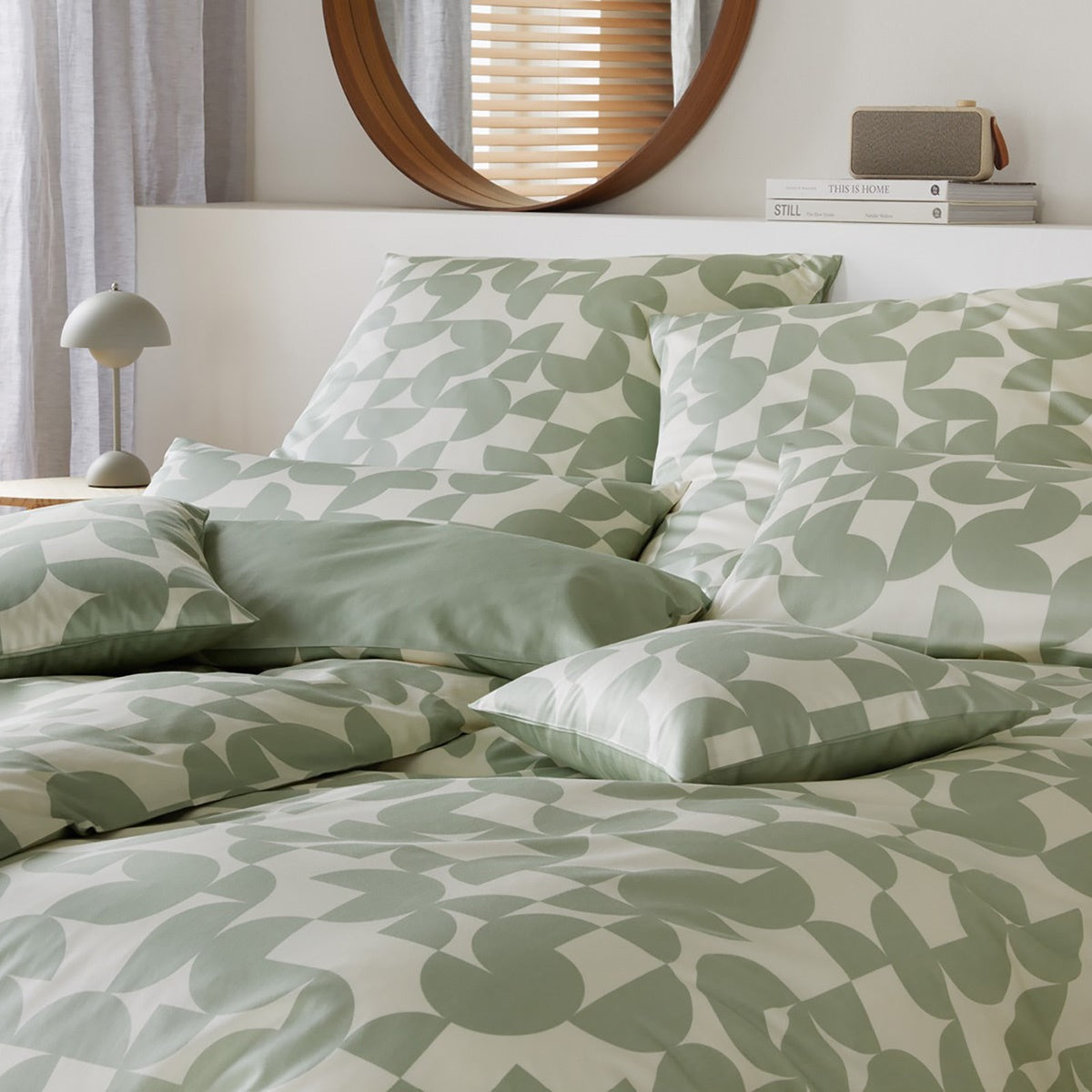 Satin Bettwäsche Studio Graphic Grün Schlafzimmer