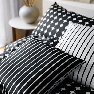 Satin Bettwäsche Bubbles Lined Crossover Schwarz Weiß Kissenmix