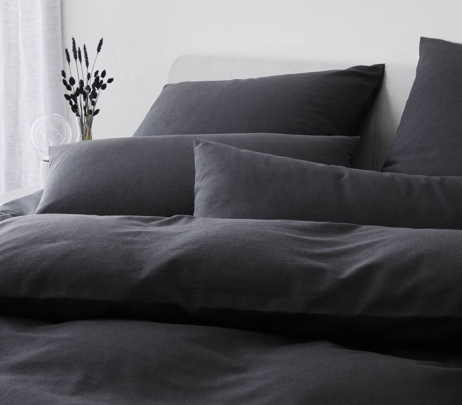 Softflanell Bettwäsche Uni Anthra Schlafzimmer #farbe_Smoothie Anthra