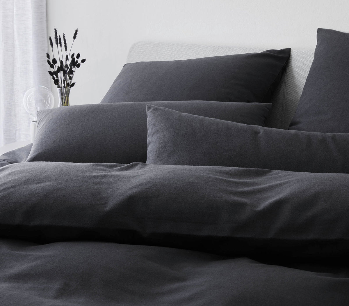 Softflanell Bettwäsche Uni Anthra Schlafzimmer #farbe_Smoothie Anthra