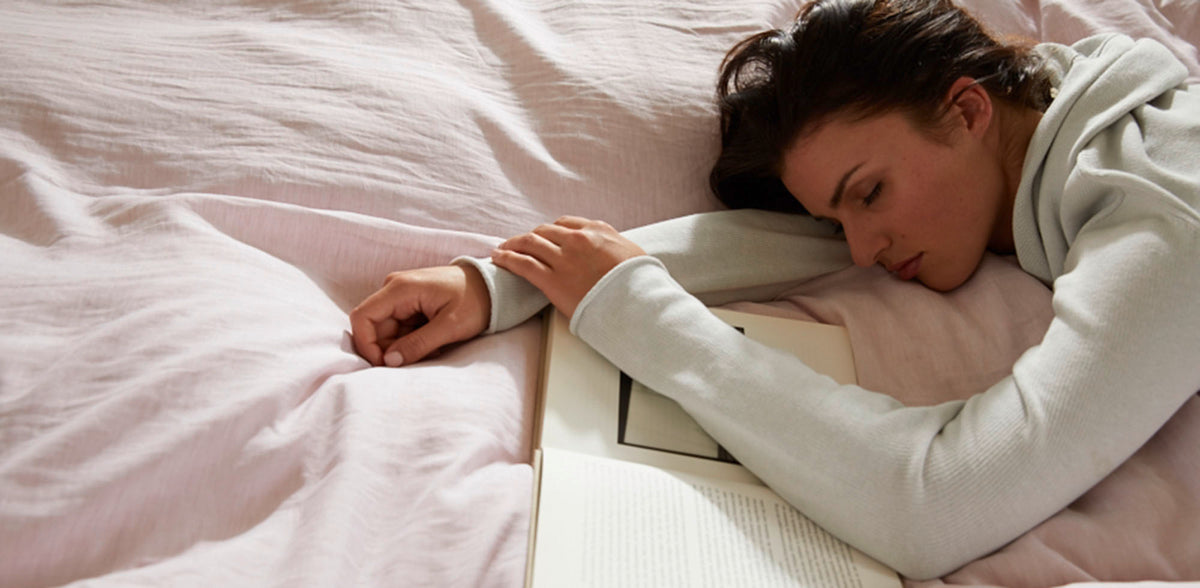 Die perfekte Abendroutine: Tipps zum Entspannen & Abschalten