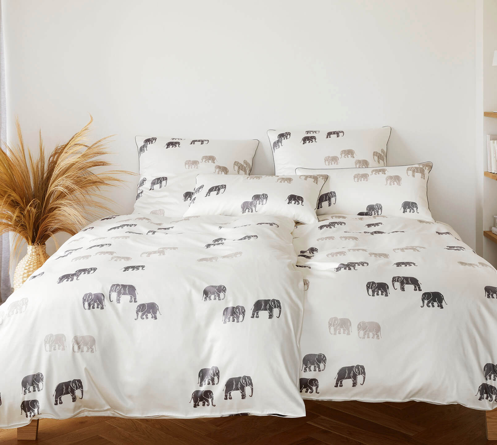 Bambus Satin Bettwäsche Elephant Walk in Natur Elefanten Schlafzimmer #farbe_Elephant Walk Natur