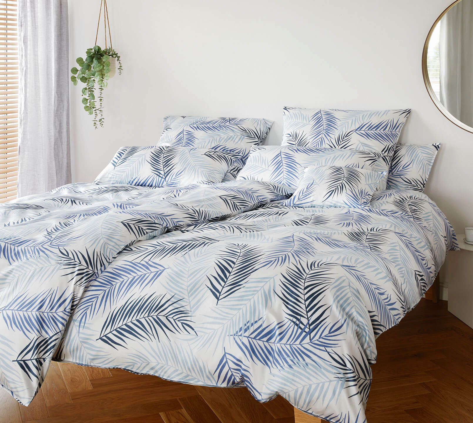 Bambus Satin Bettwäsche Palm in Navy-Blau Palmenblätter Schlafzimmer #farbe_Palm Navy-Blau