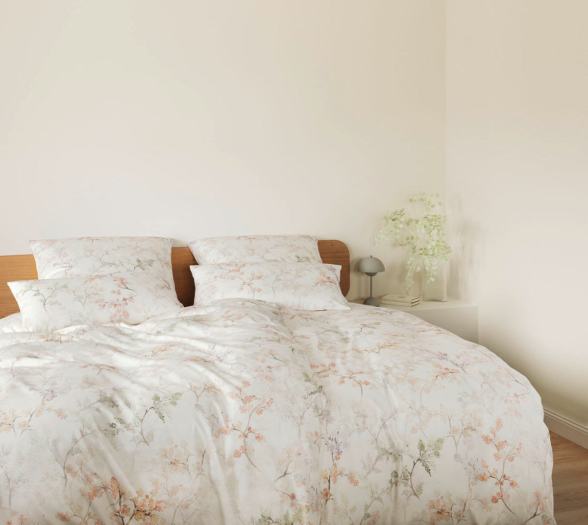 Bambus Satin Bettwäsche Symphony in Offwhite Blätterzweige Schlafzimmer #farbe_Symphony Offwhite