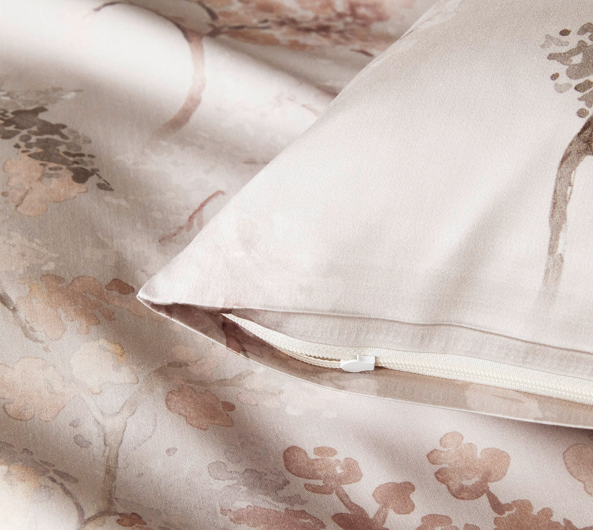 Bambus Satin Bettwäsche Symphony in Mauve Blätterzweige Reißverschluss #farbe_Symphony Mauve