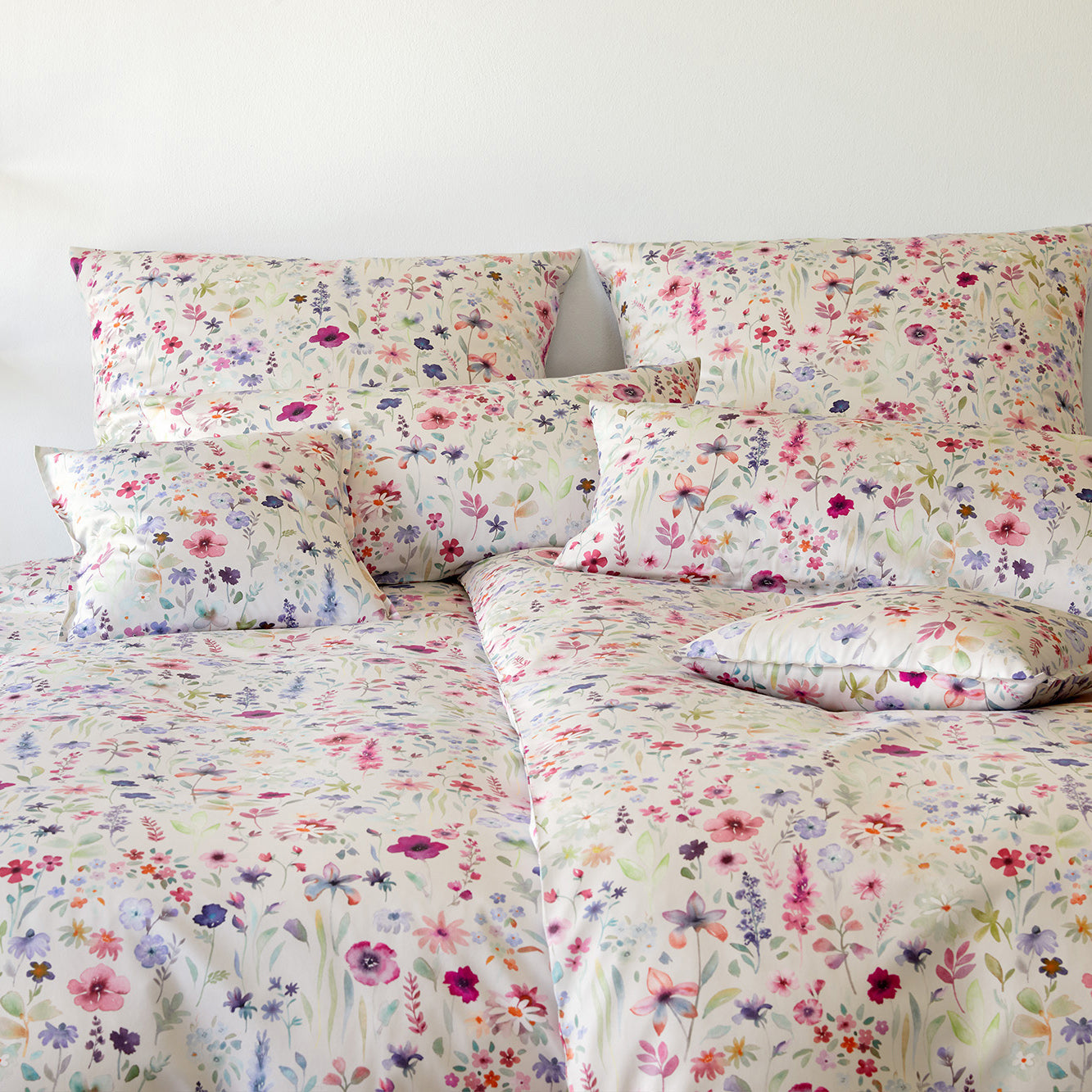 Seiden Satin Bettwaesche Mix Up elegante 1400x1400