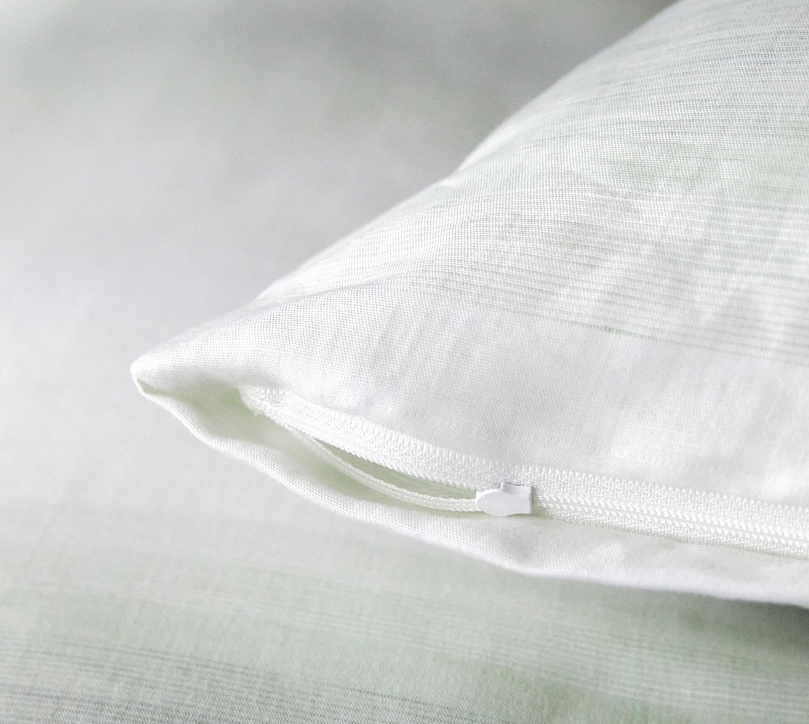 Halbleinen Bettwäsche Layer in Pastellgrün Farbverlauf Streifen Reißverschluss #farbe_Layer Pastellgrün