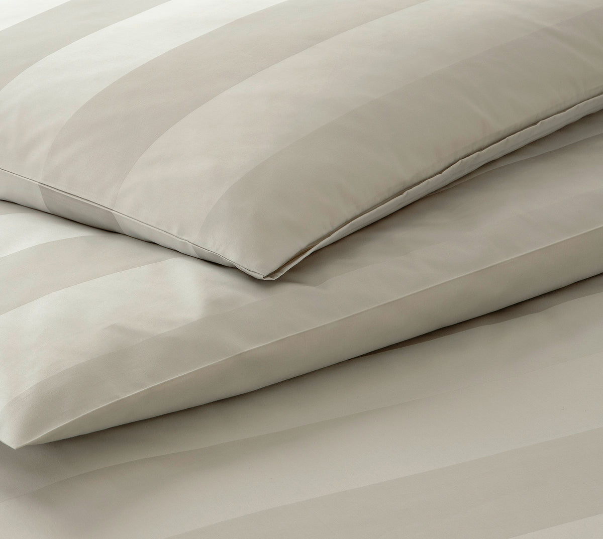 Jacquard Bettwäsche En Bloc in Beige Streifen Freisteller #farbe_Kiesel