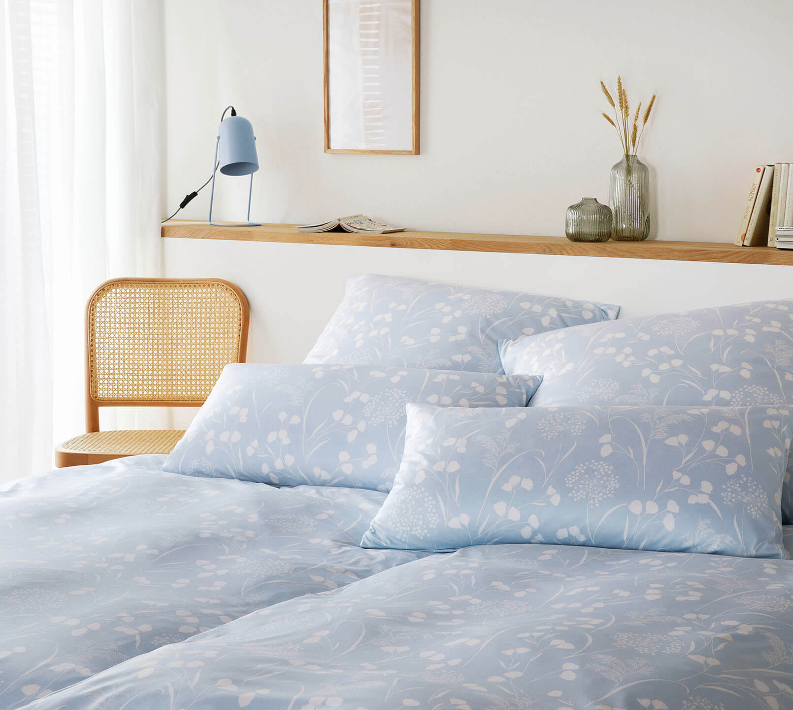 Jersey Bettwäsche Bonjour in Bleu Blumenranke Schlafzimmer #farbe_Bonjour Bleu