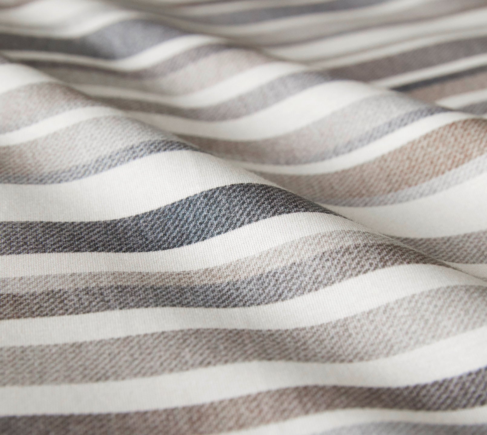 Jersey Bettwäsche Desire in Natur-Grau Streifen Material #farbe_Desire Natur-Grau