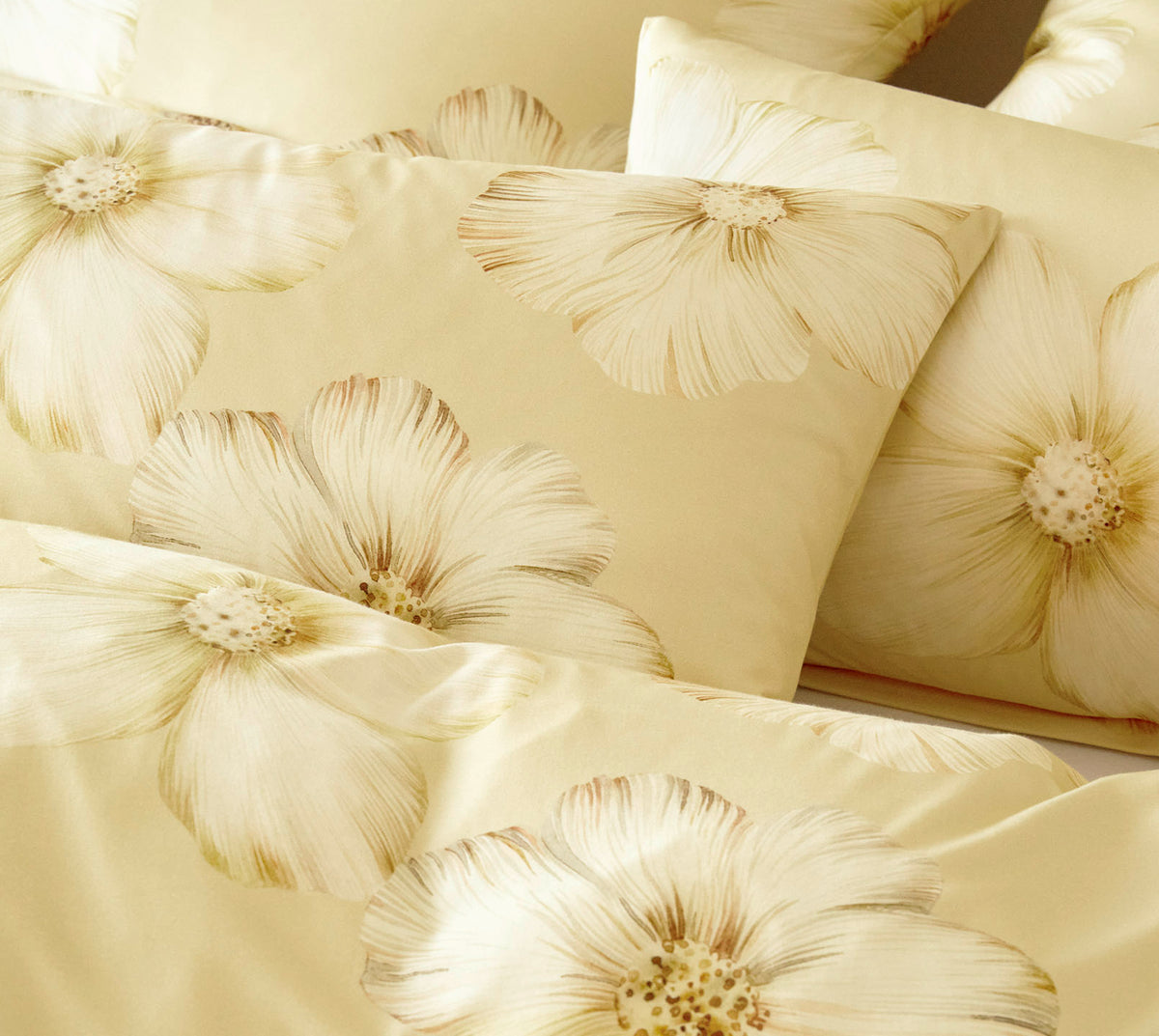 Jersey Bettwäsche Devine Jersey in Gelb Blüten Detail 1 #farbe_Devine Jersey Gelb